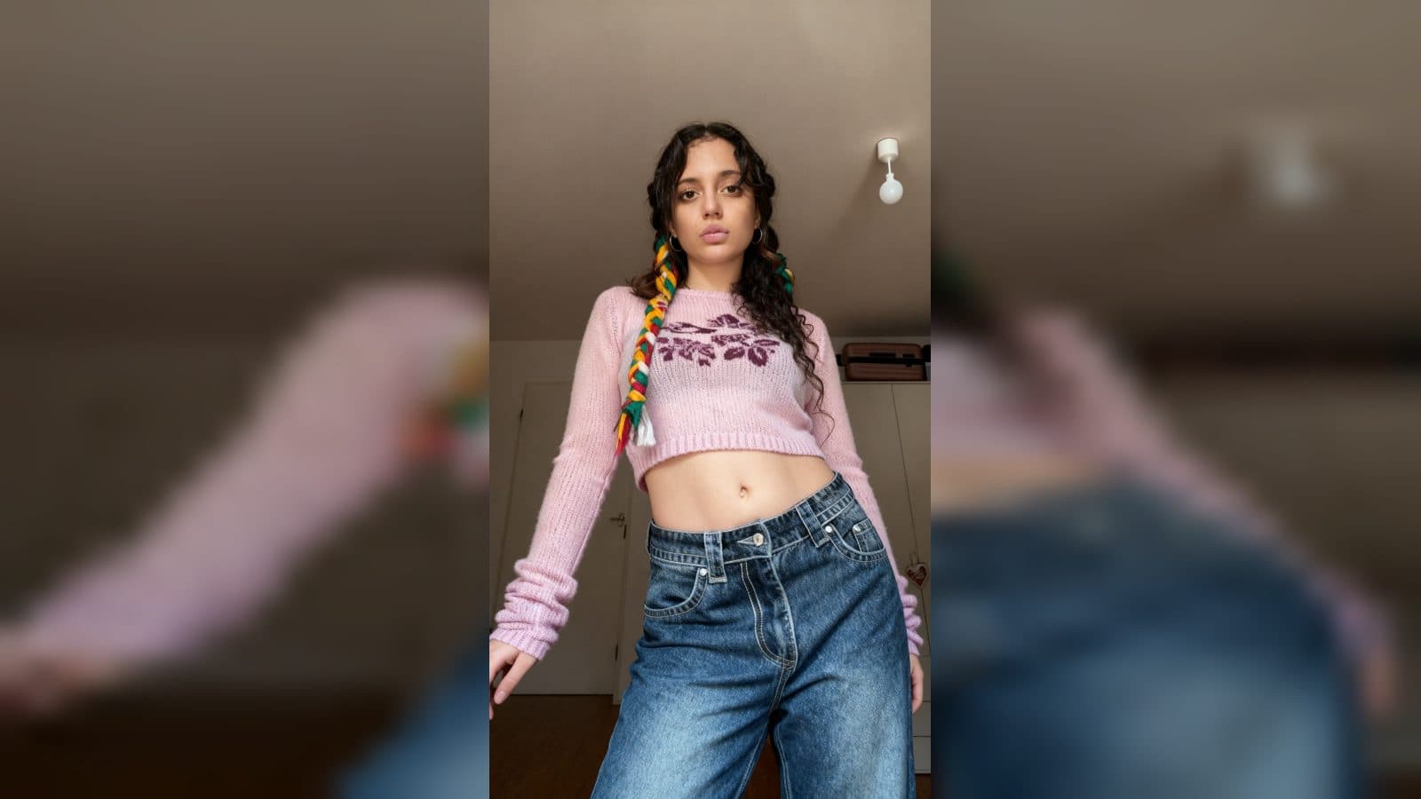 Hand Gesture Dance Video from Photo